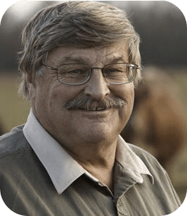 Tractor Time Episode 28: Dr. Paul Dettloff, V.M.D., author, livestock specialist (from 2007)